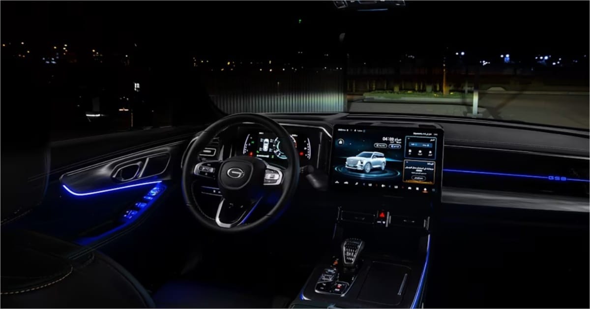 GAC GS8 interior