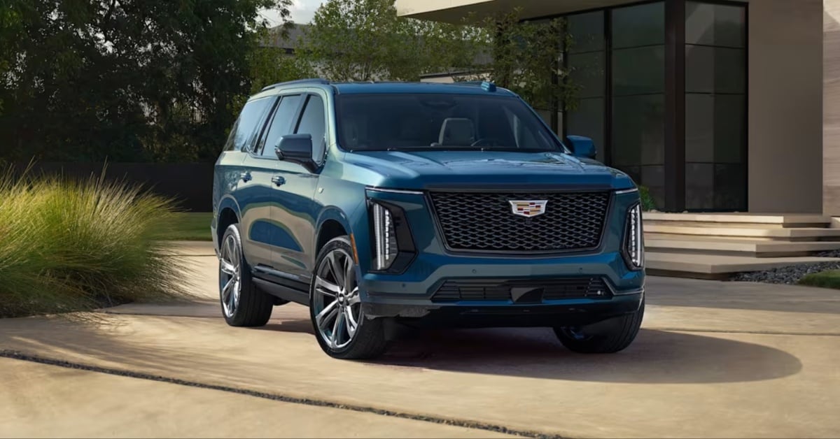 Cadillac Escalade 2026 Front View