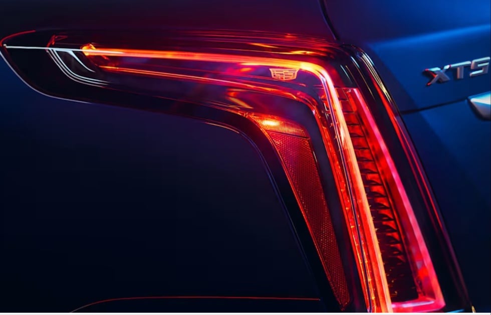 Cadillac XT5 headlight