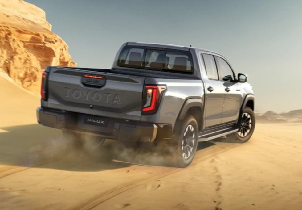 Toyota Hilux off road