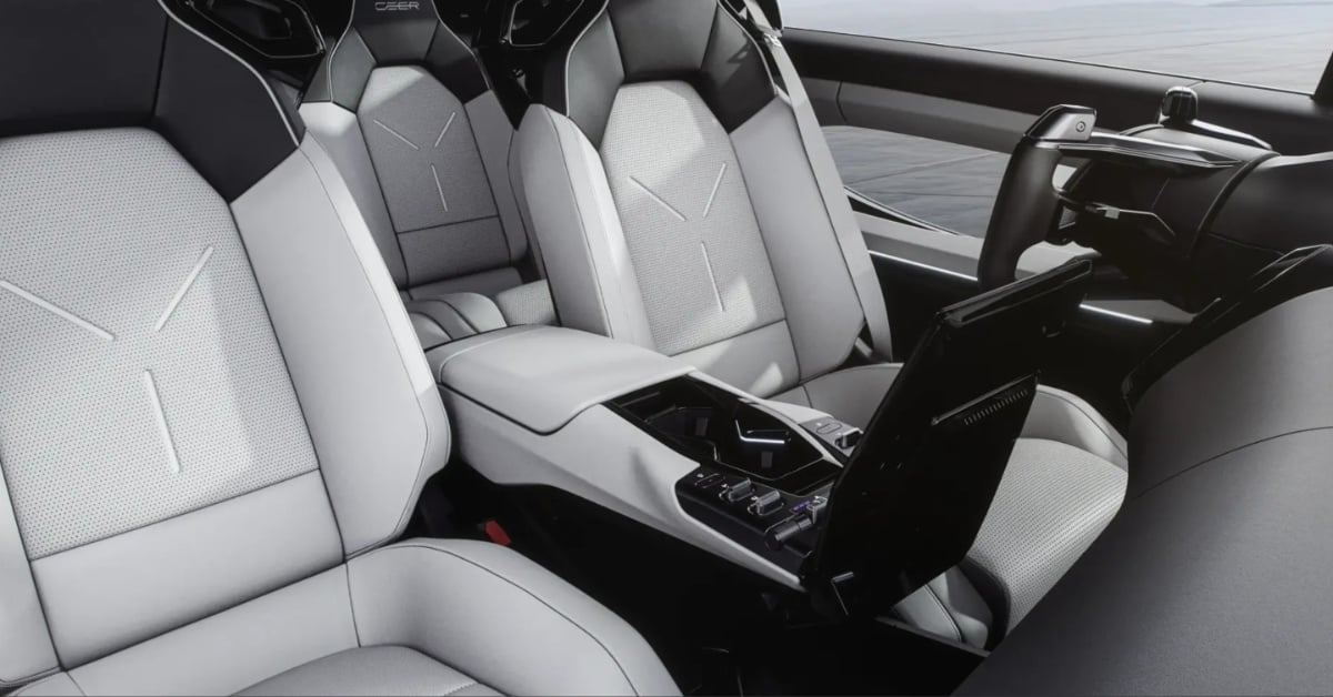 CEER EXOBOT Sedan seats