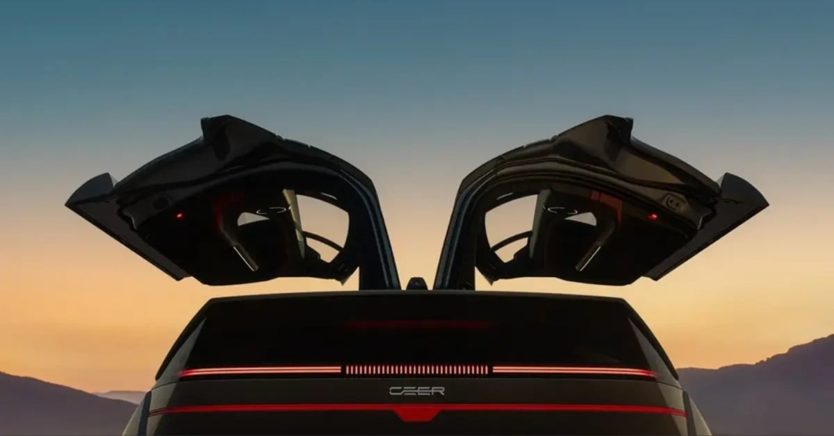 CEER SUV back view