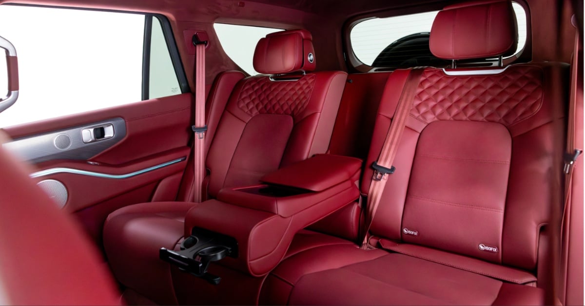 Tank 700 SEATS