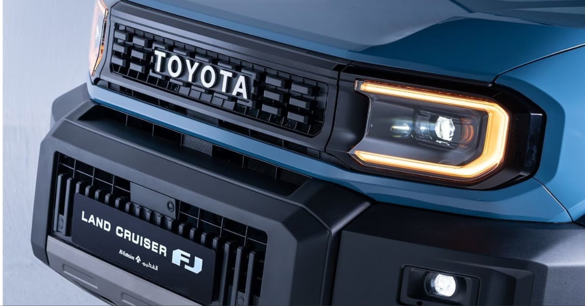 Land Cruiser FJ front view