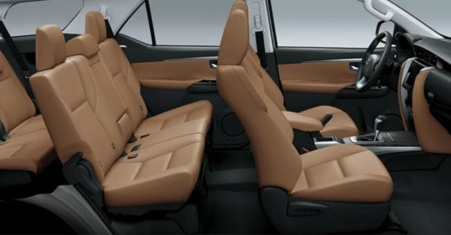 Toyota Fortuner seats