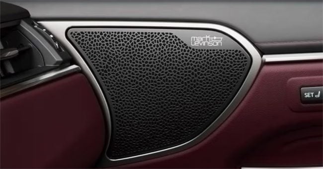 New Lexus ES speaker