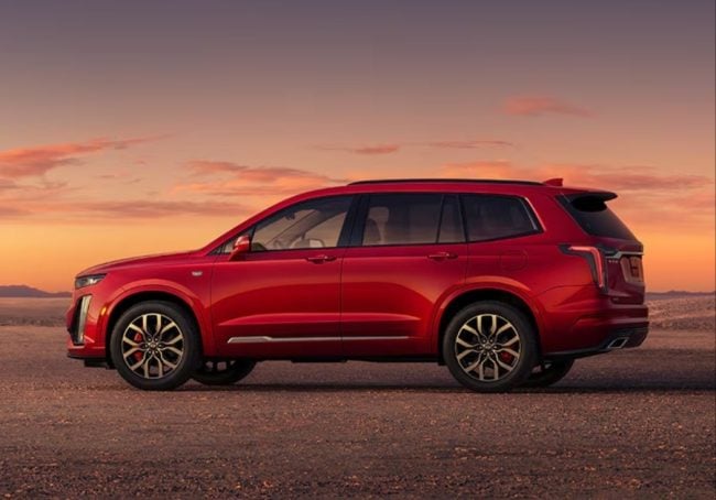 Cadillac XT6 side view