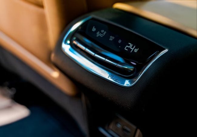 Cadillac XT6 technology