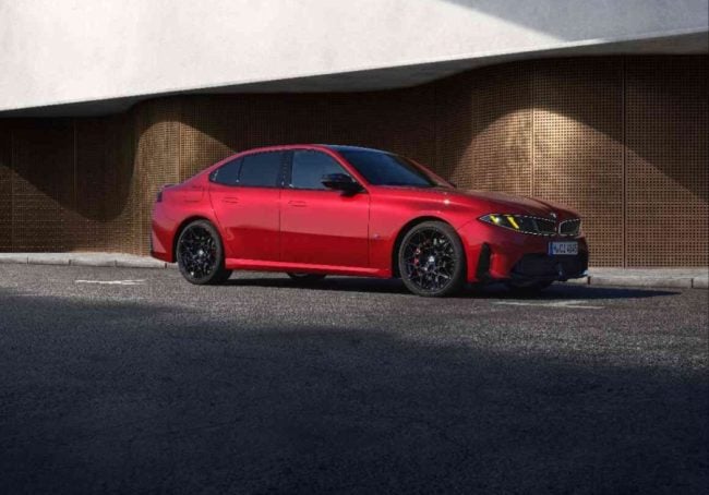 New BMW 3 Series front side view