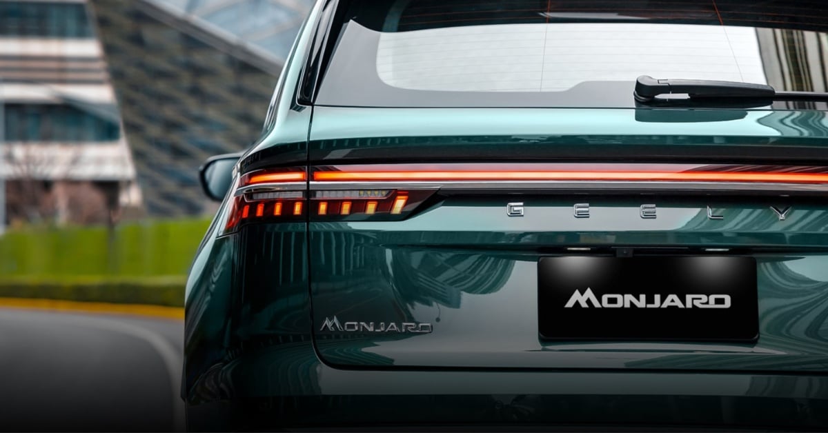 Geely Monjaro Back View