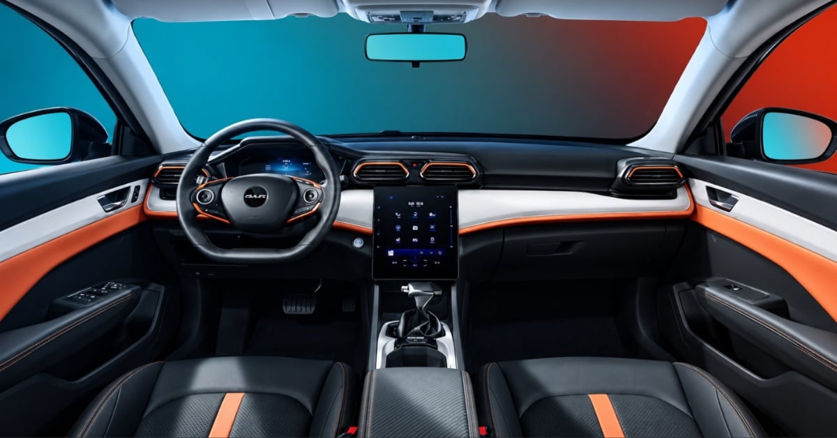 Dongfeng Interior View