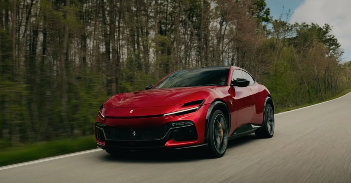 Ferrari Purosangue Side View