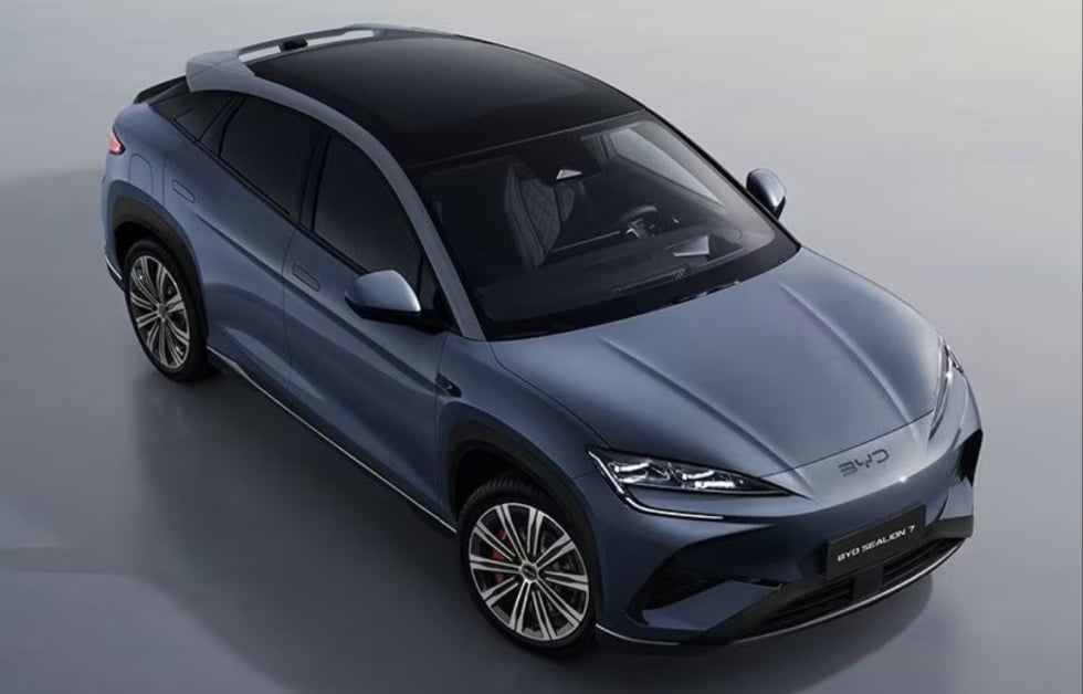 BYD SEALION 7 Exterior View