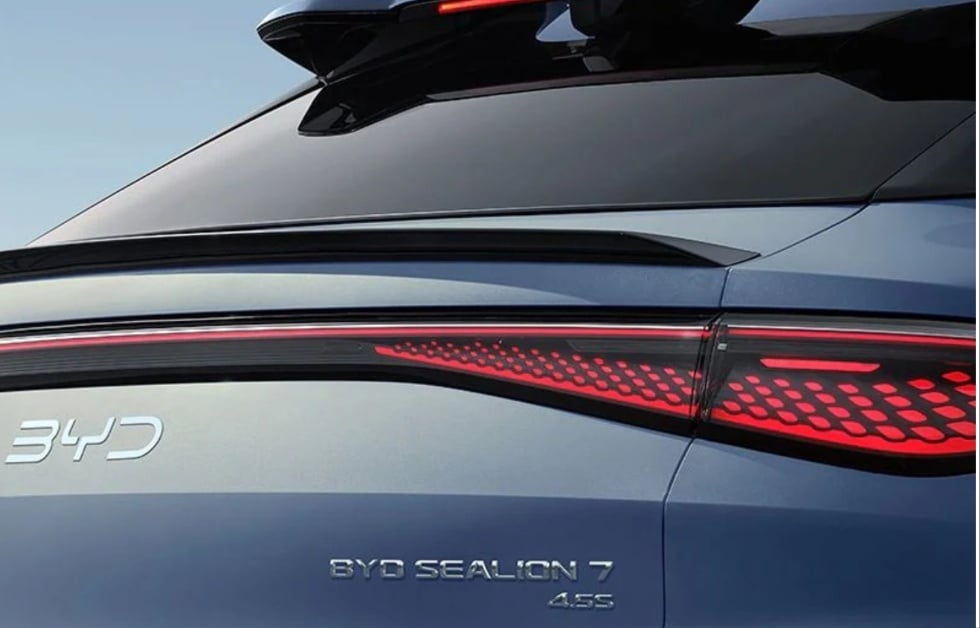 BYD SEALION 7 Headlight