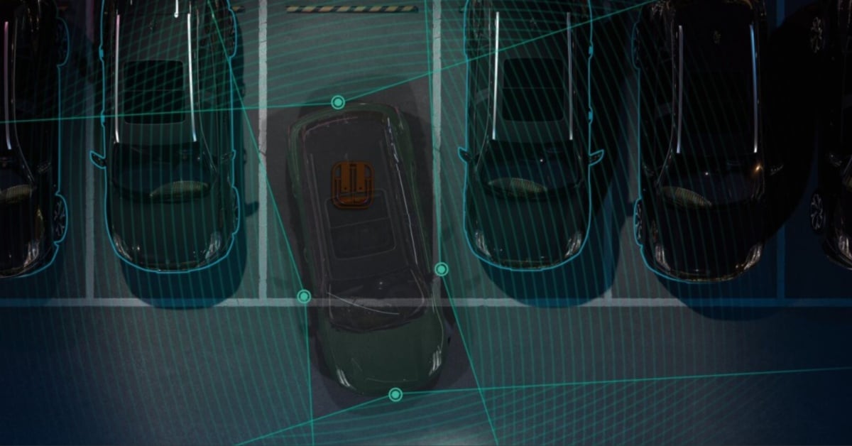 Lynk & Co 06 Parking Feature