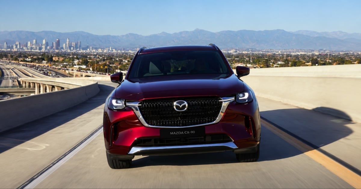 Mazda CX-90 Front View