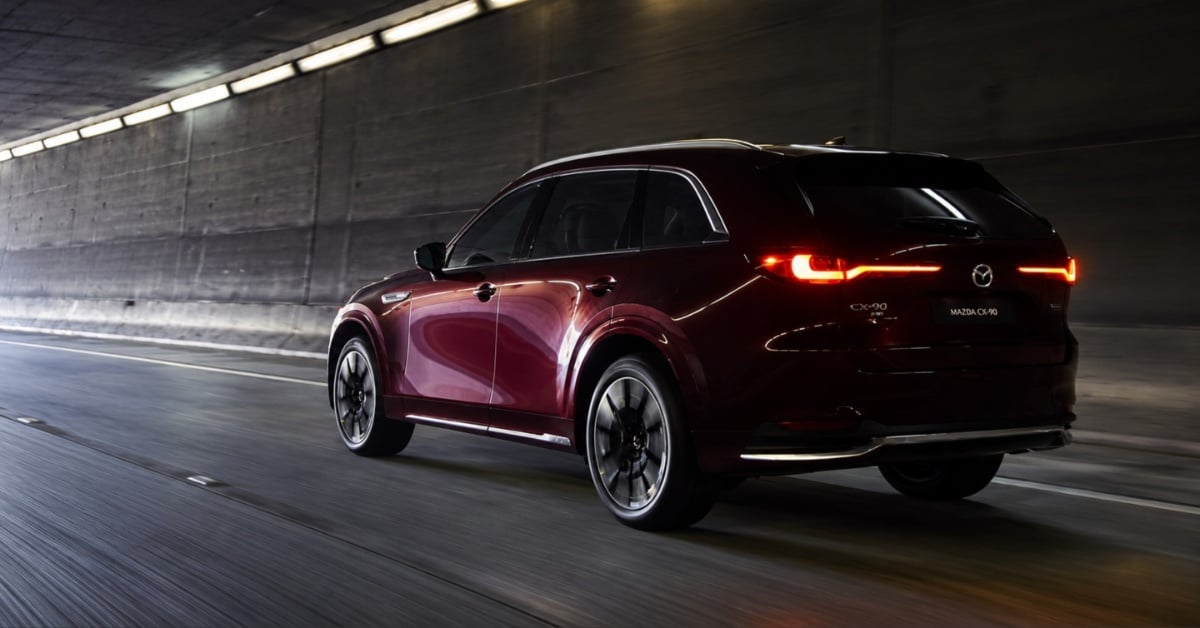 Mazda CX-90 Back View