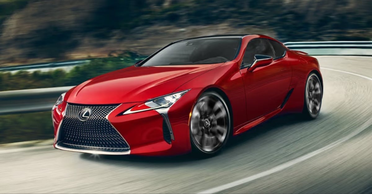 Lexus LC 500 Front View