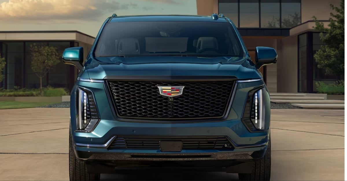 Cadillac Escalade-V Front View