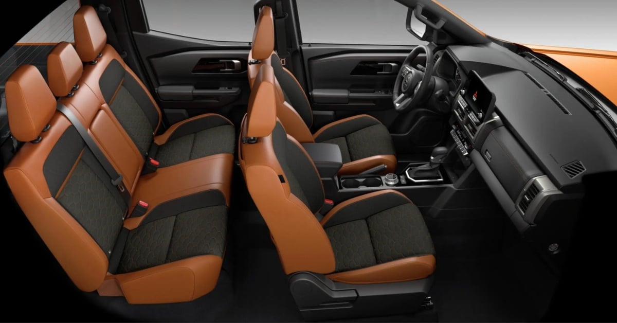Mitsubishi L200 Seats