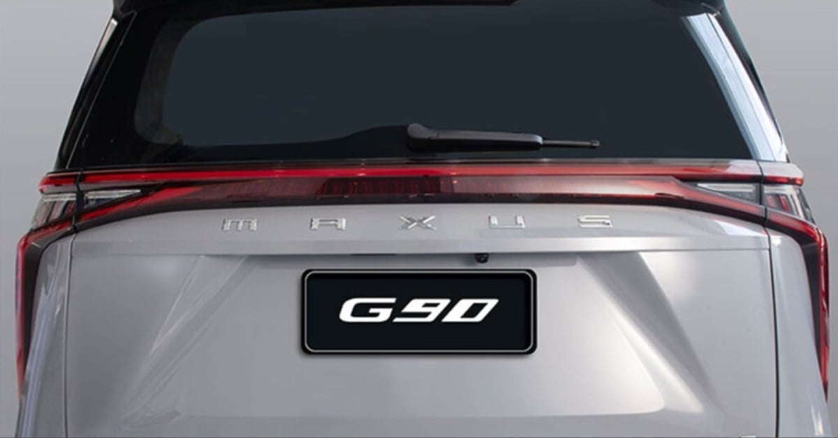 MAXUS G90 Back View
