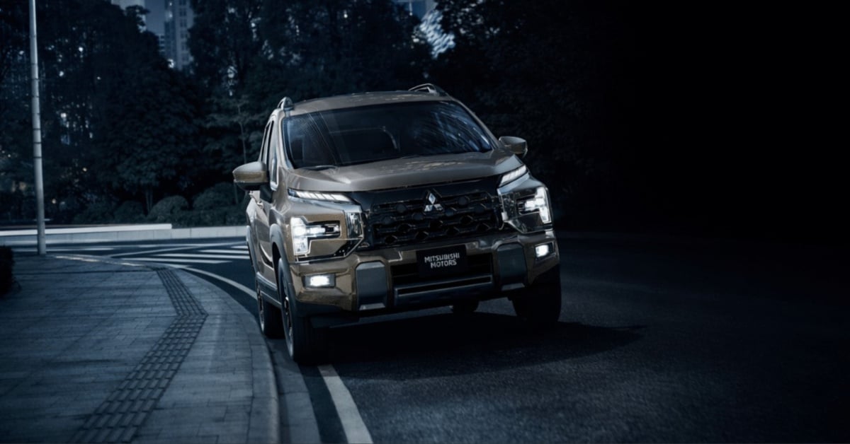 Mitsubishi Xpander Cross Front View