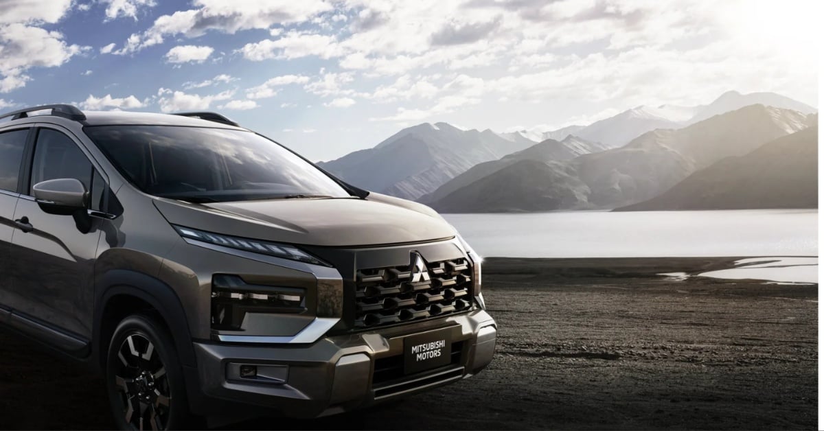 Mitsubishi Xpander Cross Headlight