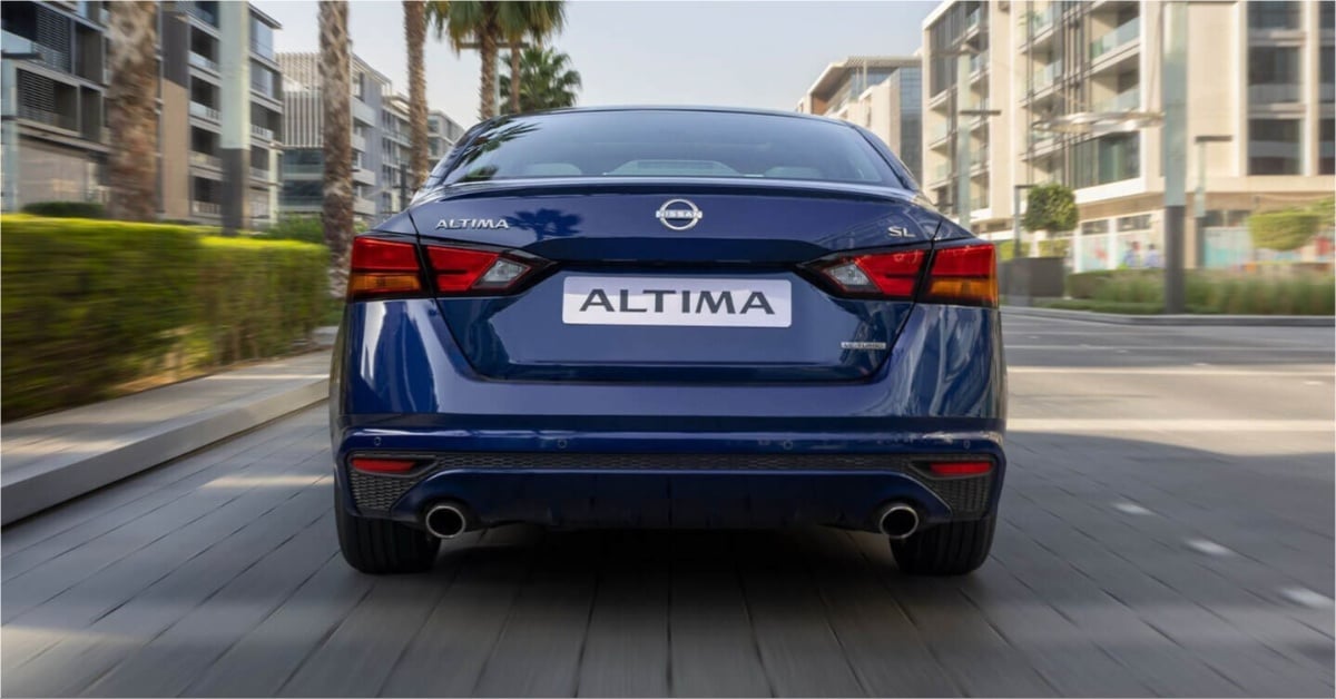 Nissan Altima Back View